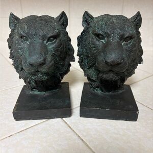Tiger Head Bookends